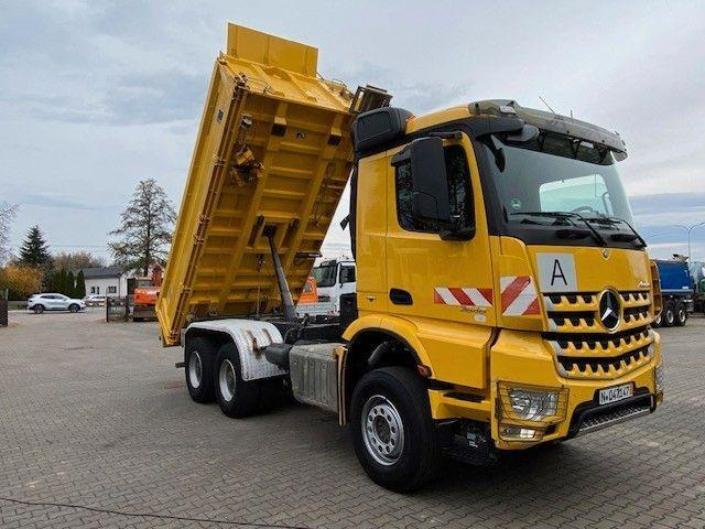 Mercedes-Benz AROCS 2648 - Camion benne: photos 2 Mercedes-Benz AROCS 2648 - Camion benne: photos 2