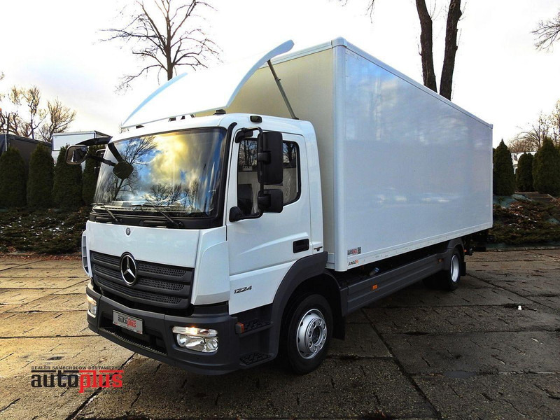 Mercedes-Benz ATEGO 12.24 KONTENER WINDA 18 PALET TEMPOMAT KLIMATYZACJA AUTOMA - Camion fourgon: photos 1 Mercedes-Benz ATEGO 12.24 KONTENER WINDA 18 PALET TEMPOMAT KLIMATYZACJA AUTOMA - Camion fourgon: photos 1