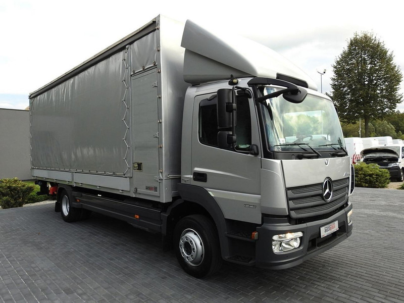 Mercedes-Benz ATEGO 1221 PLANDEKA WINDA 16 PALET WEBASTO KLIMATYZACJA PNEUMATY - Camion fourgon: photos 4 Mercedes-Benz ATEGO 1221 PLANDEKA WINDA 16 PALET WEBASTO KLIMATYZACJA PNEUMATY - Camion fourgon: photos 4