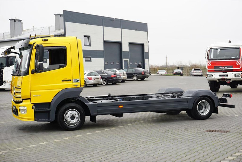Mercedes-Benz ATEGO / 1224 / ACC / EURO 6 / PODWOZIE DO ZABUDOWY / DŁ. 4,8 M - Châssis cabine: photos 3 Mercedes-Benz ATEGO / 1224 / ACC / EURO 6 / PODWOZIE DO ZABUDOWY / DŁ. 4,8 M - Châssis cabine: photos 3