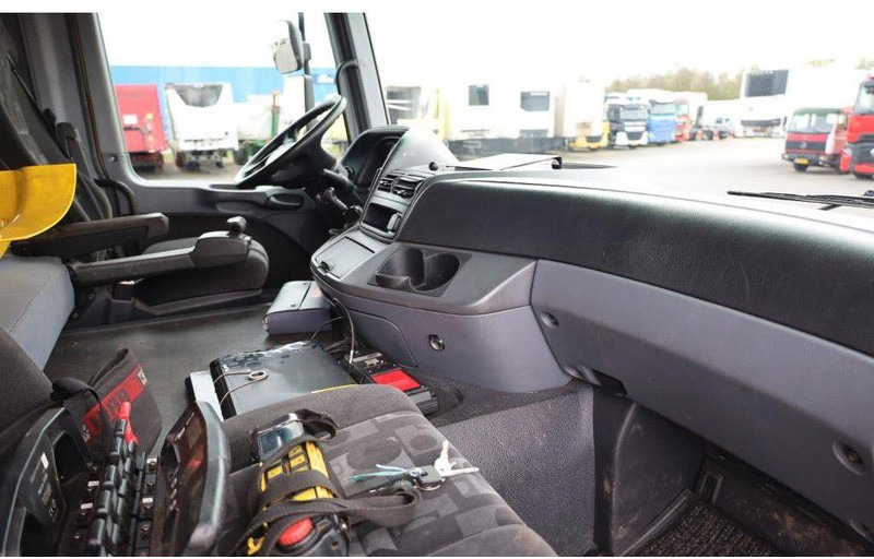 Camion porte-voitures Mercedes-Benz Actros 2532 Vehicle transporter + crane Hiab 477EP-5 HiPro 6x2: photos 18 Camion porte-voitures Mercedes-Benz Actros 2532 Vehicle transporter + crane Hiab 477EP-5 HiPro 6x2: photos 18