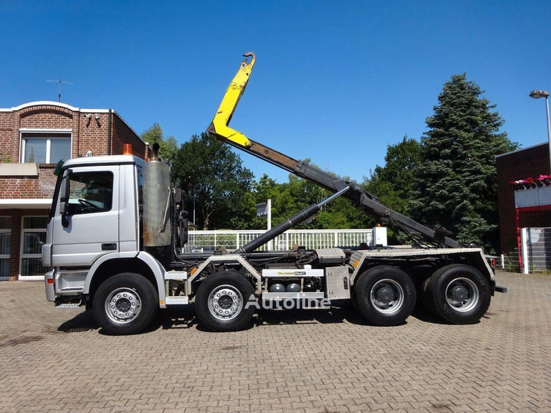 Mercedes-Benz Actros 3244 - Hook lift truck 8x4 en crédit-bail Mercedes-Benz Actros 3244 - Hook lift truck 8x4: photos 6 Mercedes-Benz Actros 3244 - Hook lift truck 8x4 en crédit-bail Mercedes-Benz Actros 3244 - Hook lift truck 8x4: photos 6