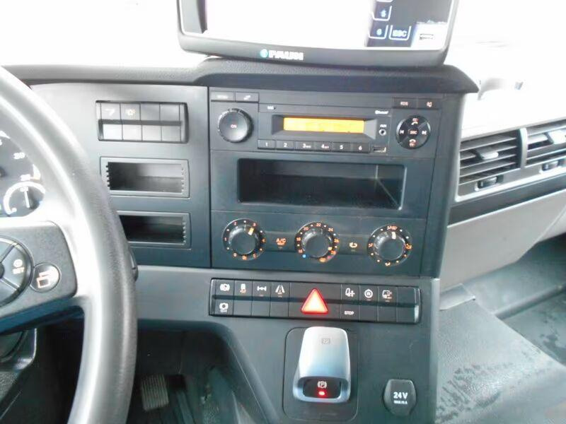 Mercedes-Benz Antos1833 - Garbage truck en crédit-bail Mercedes-Benz Antos1833 - Garbage truck: photos 9