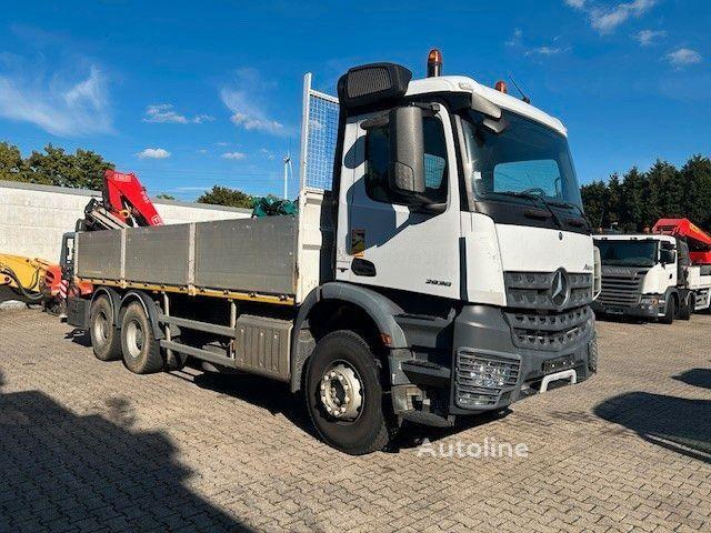 Mercedes-Benz Arocs 2636 - Flatbed truck + crane - Camion plateau, Camion grue: photos 2 Mercedes-Benz Arocs 2636 - Flatbed truck + crane - Camion plateau, Camion grue: photos 2