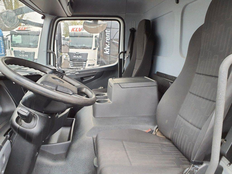 Camion à rideaux coulissants Mercedes-Benz Atego 1224 L Plane LBW AHK: photos 8