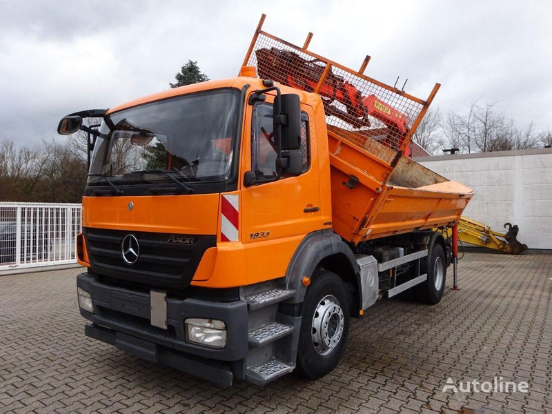 Mercedes-Benz Axor 1833 - 2 way tipper+crane - Camion benne, Camion grue: photos 2 Mercedes-Benz Axor 1833 - 2 way tipper+crane - Camion benne, Camion grue: photos 2