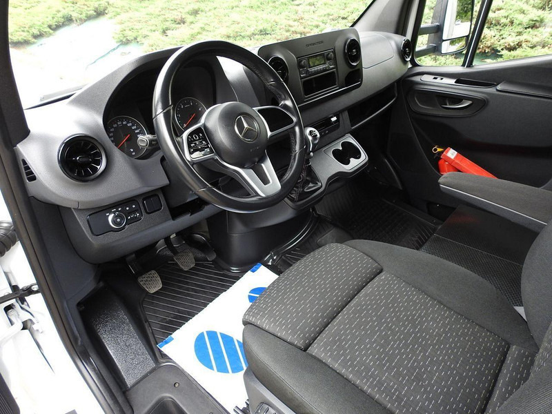 Mercedes-Benz SPRINTER 316 PLANDEKA 10 PALET WEBASTO KLIMATYZACJA TEMPOMAT 16 - Camion fourgon: photos 2 Mercedes-Benz SPRINTER 316 PLANDEKA 10 PALET WEBASTO KLIMATYZACJA TEMPOMAT 16 - Camion fourgon: photos 2