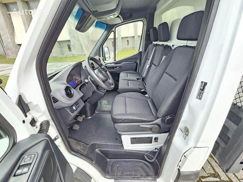Mercedes-Benz Sprinter 419/519 CDI 3 way tipper en crédit-bail Mercedes-Benz Sprinter 419/519 CDI 3 way tipper: photos 16 Mercedes-Benz Sprinter 419/519 CDI 3 way tipper en crédit-bail Mercedes-Benz Sprinter 419/519 CDI 3 way tipper: photos 16