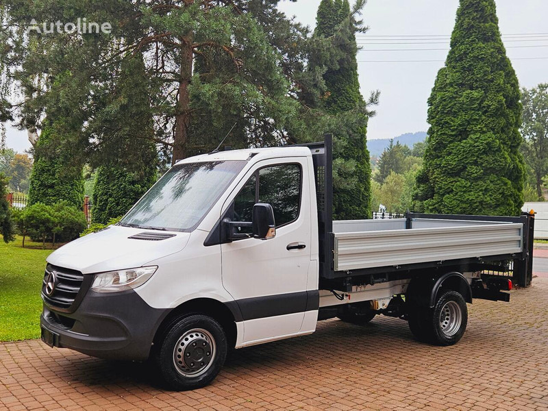 Mercedes-Benz Sprinter 51 9 CDI 3 way tipper - Utilitaire benne: photos 1 Mercedes-Benz Sprinter 51 9 CDI 3 way tipper - Utilitaire benne: photos 1