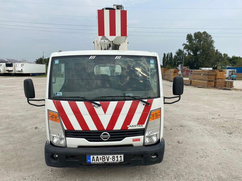 Nissan Cabstar 35.14 - ISOLI Lifting Basket - 14m - Camion avec nacelle: photos 3 Nissan Cabstar 35.14 - ISOLI Lifting Basket - 14m - Camion avec nacelle: photos 3