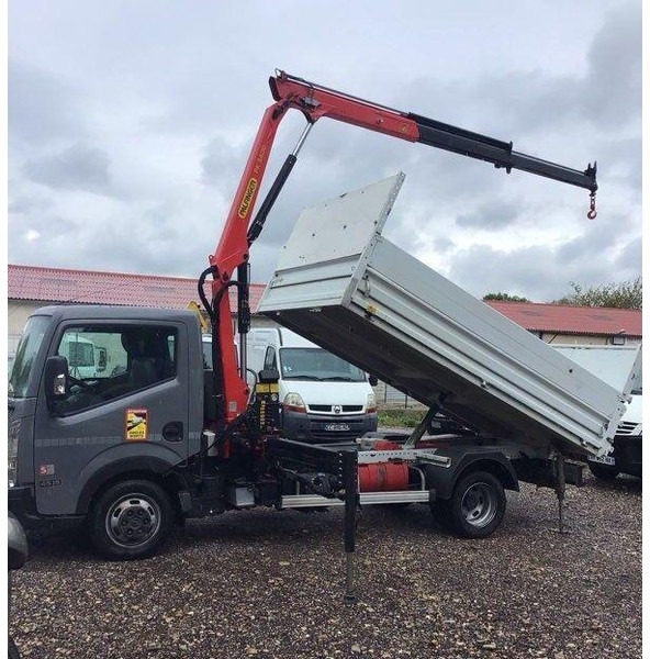 Nissan NT400 - Tipper+crane - Camion benne, Camion grue: photos 4 Nissan NT400 - Tipper+crane - Camion benne, Camion grue: photos 4