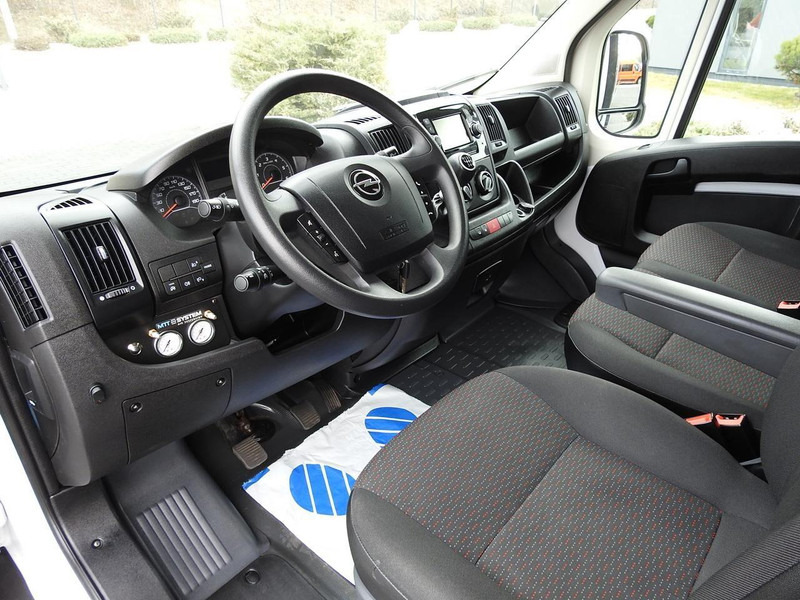 Opel MOVANO  PLANDEKA 10 PALET WEBASTO TEMPOMAT PNEUMATYKA KLIMATYZAC - Utilitaire rideaux coulissants (PLSC): photos 2 Opel MOVANO  PLANDEKA 10 PALET WEBASTO TEMPOMAT PNEUMATYKA KLIMATYZAC - Utilitaire rideaux coulissants (PLSC): photos 2