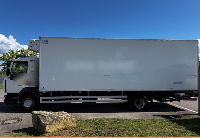 Renault D 16.220 - Camion frigorifique: photos 4 Renault D 16.220 - Camion frigorifique: photos 4