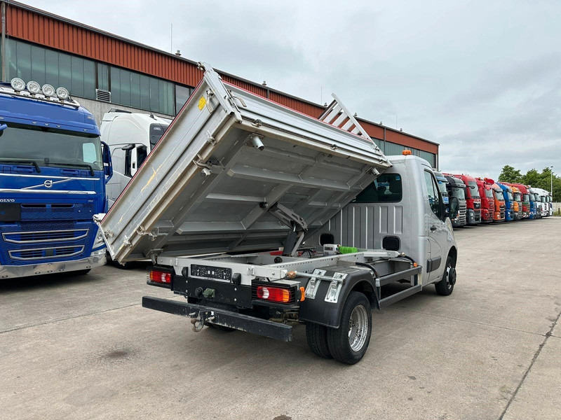 Renault Master 165 2.2 DCI 4x4 3-Way Tipper - Camion benne: photos 4 Renault Master 165 2.2 DCI 4x4 3-Way Tipper - Camion benne: photos 4