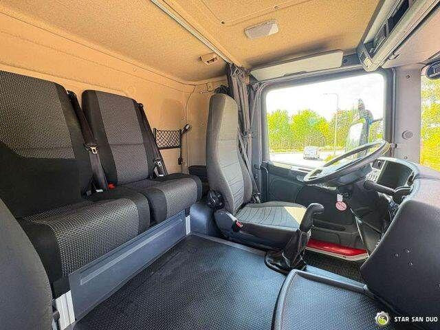 Scania D 320 FIRE BRIGADE Tank 12,000 Litres - Camion de pompier: photos 4 Scania D 320 FIRE BRIGADE Tank 12,000 Litres - Camion de pompier: photos 4