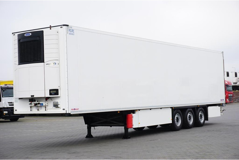 Schmitz Cargobull CHŁODNIA / CARRIER 1950 / MULTITEMPERATURA / OŚ PODNOSZONA - Semi-remorque frigorifique: photos 1 Schmitz Cargobull CHŁODNIA / CARRIER 1950 / MULTITEMPERATURA / OŚ PODNOSZONA - Semi-remorque frigorifique: photos 1