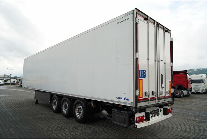 Schmitz Cargobull CHŁODNIA / THERMO KING SLX 300 / HAKÓWKA / HAKOWA / OŚ PODNOSZON - Semi-remorque frigorifique: photos 4 Schmitz Cargobull CHŁODNIA / THERMO KING SLX 300 / HAKÓWKA / HAKOWA / OŚ PODNOSZON - Semi-remorque frigorifique: photos 4
