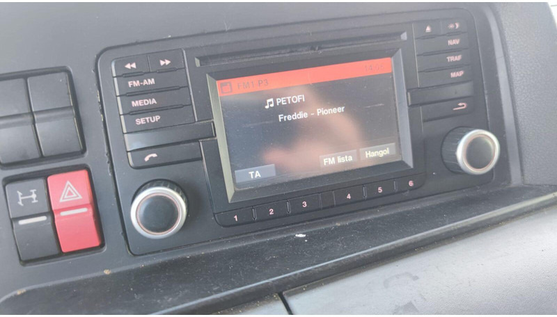 MAN TGX 18.265 Lowdeck - MEGA - Tracteur routier: photos 4 MAN TGX 18.265 Lowdeck - MEGA - Tracteur routier: photos 4