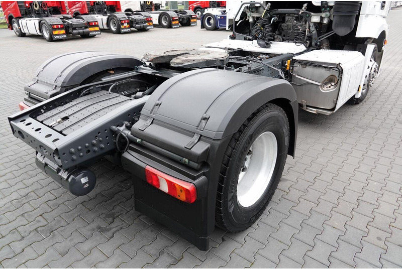 Mercedes-Benz ACTROS 1843 / RETARDER / STREAM SPACE / ALUFELGI / EURO 6 / SP en crédit-bail Mercedes-Benz ACTROS 1843 / RETARDER / STREAM SPACE / ALUFELGI / EURO 6 / SP: photos 15 Mercedes-Benz ACTROS 1843 / RETARDER / STREAM SPACE / ALUFELGI / EURO 6 / SP en crédit-bail Mercedes-Benz ACTROS 1843 / RETARDER / STREAM SPACE / ALUFELGI / EURO 6 / SP: photos 15