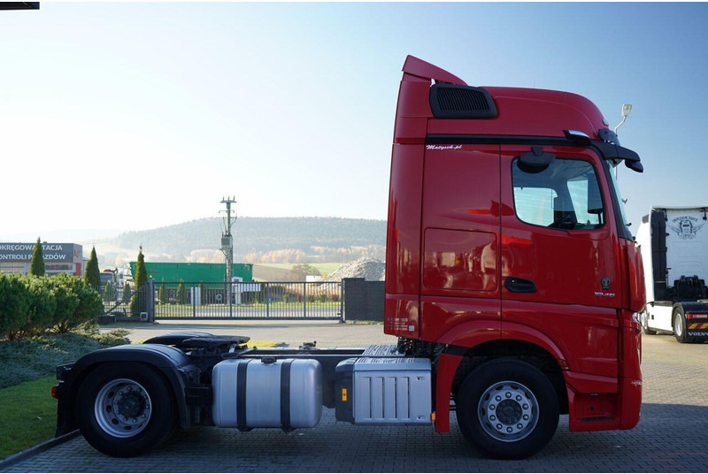 Tracteur routier Mercedes-Benz ACTROS 1845: photos 9