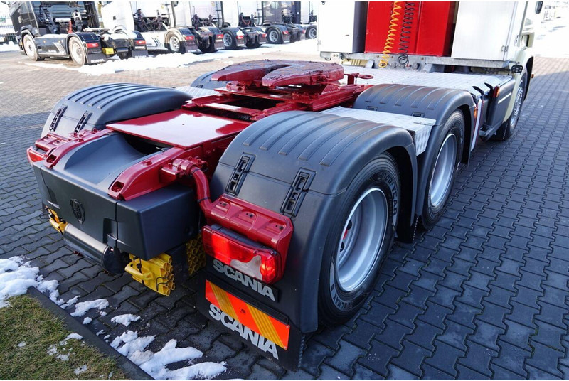 Tracteur routier Scania R 580 / V8 / 6x4 / DMC: 95.000 KG / I-PARK COOL/ OPTICRUISE / 3: photos 16 Tracteur routier Scania R 580 / V8 / 6x4 / DMC: 95.000 KG / I-PARK COOL/ OPTICRUISE / 3: photos 16