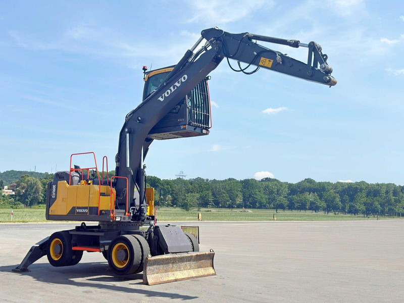 Volvo EW 160 E* Umschlagbagger * TOPZUSTAND - Pelle sur pneus: photos 2 Volvo EW 160 E* Umschlagbagger * TOPZUSTAND - Pelle sur pneus: photos 2