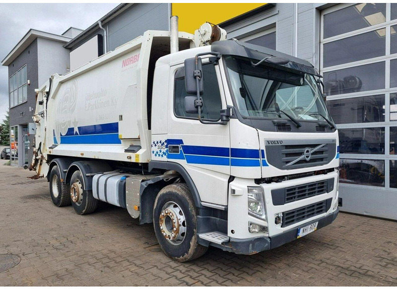 Volvo FM 330 - Garbage truck - Benne à ordures ménagères: photos 2 Volvo FM 330 - Garbage truck - Benne à ordures ménagères: photos 2