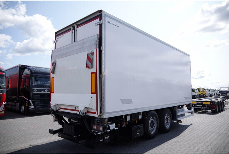 Wielton PRZYCZEPA CHŁODNIA / IGLOOCAR / THERMO KING - FRIGOBLOCK / WINDA - Remorque frigorifique: photos 5 Wielton PRZYCZEPA CHŁODNIA / IGLOOCAR / THERMO KING - FRIGOBLOCK / WINDA - Remorque frigorifique: photos 5