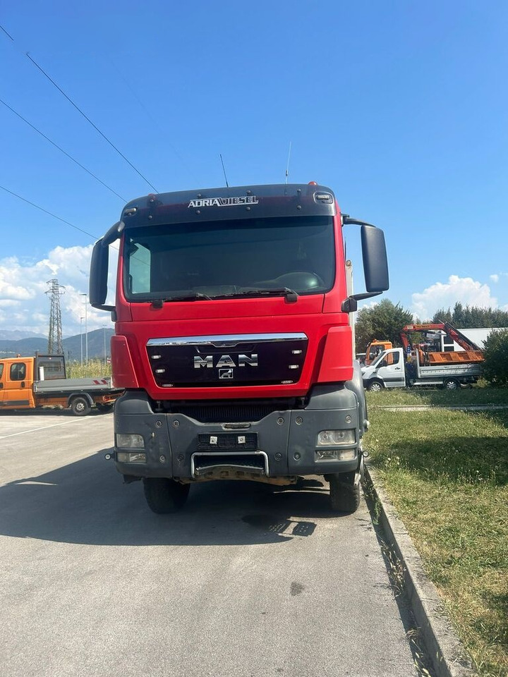 MAN TGA 33.440 - Camion benne: photos 3 MAN TGA 33.440 - Camion benne: photos 3