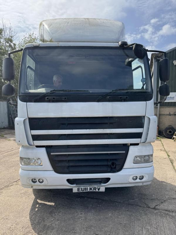 DAF FT CF 85-360 Euro 5 4x2 unit - Tracteur routier: photos 3 DAF FT CF 85-360 Euro 5 4x2 unit - Tracteur routier: photos 3