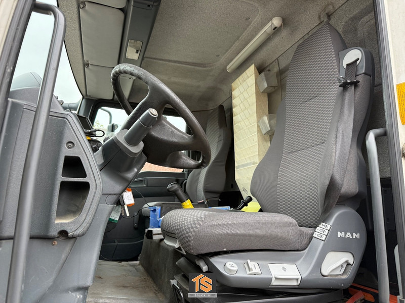MAN TGL 12.210 EURO 5 - MANUAL - VERSALIFT VST-237-NF HEIGHT 14 M - BELGIUM TRUCK - TOP! - Camion, Camion grue: photos 4 MAN TGL 12.210 EURO 5 - MANUAL - VERSALIFT VST-237-NF HEIGHT 14 M - BELGIUM TRUCK - TOP! - Camion, Camion grue: photos 4