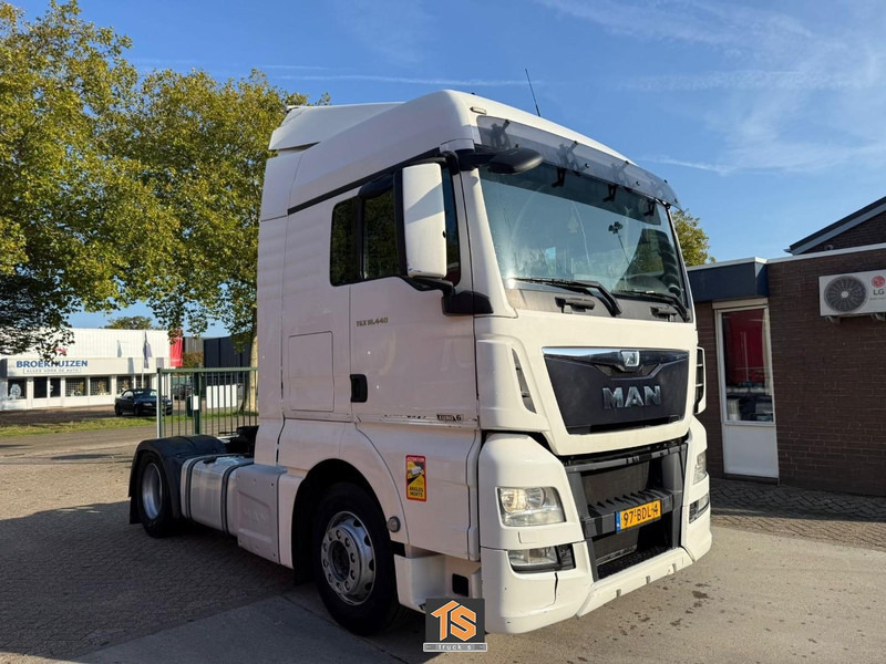 MAN TGX 440 XLX -EURO 6 - AUTOMATIC - 2 TANKS - NL TRUCK - TOP! - Tracteur routier: photos 4 MAN TGX 440 XLX -EURO 6 - AUTOMATIC - 2 TANKS - NL TRUCK - TOP! - Tracteur routier: photos 4