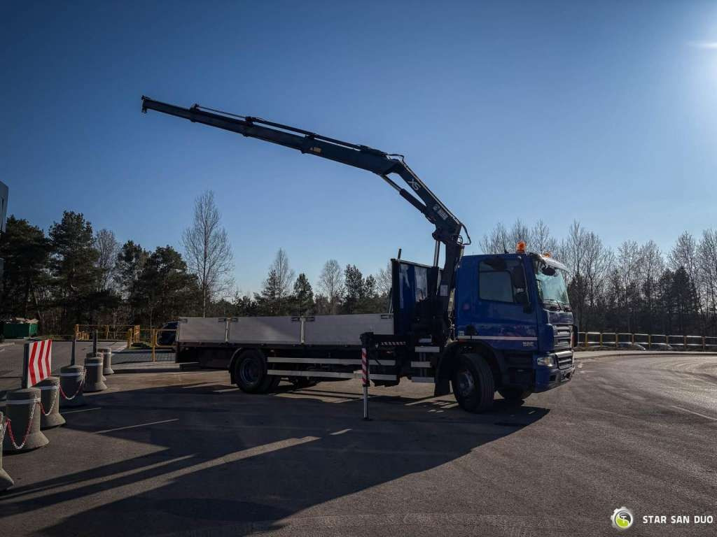 DAF CF 65 4x2 HIAB 144 E-3 HDS Crane Euro 5 - Camion grue: photos 2 DAF CF 65 4x2 HIAB 144 E-3 HDS Crane Euro 5 - Camion grue: photos 2
