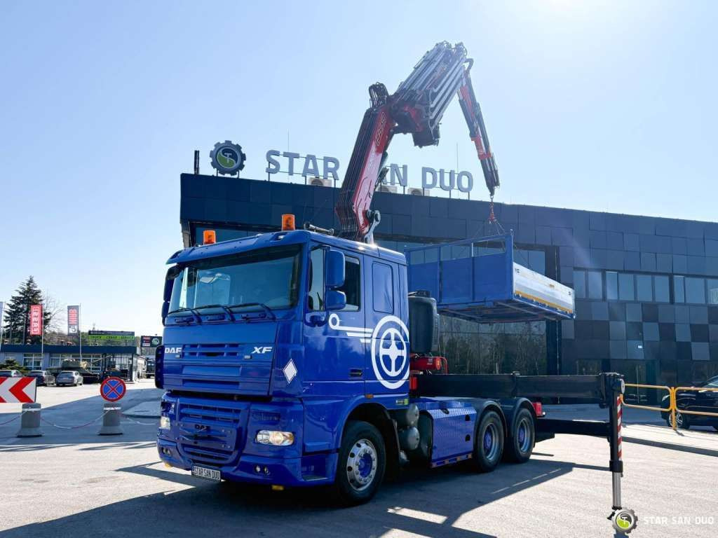 DAF XF 105.510 6x4 FASSI 450 FLY JIB Winch 5th - Camion grue: photos 1 DAF XF 105.510 6x4 FASSI 450 FLY JIB Winch 5th - Camion grue: photos 1