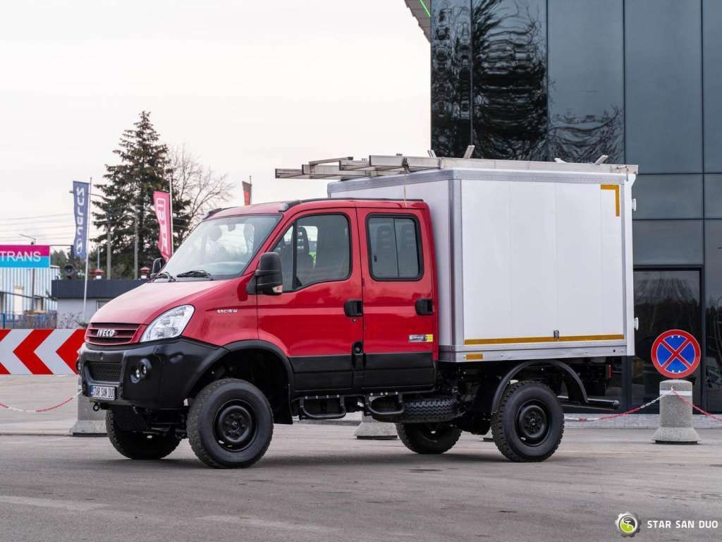 Iveco DAILY 4X4 OFFROAD CAMPER BOX DOKA Iveco DAILY 4X4 OFFROAD CAMPER BOX DOKA - Châssis cabine: photos 5 Iveco DAILY 4X4 OFFROAD CAMPER BOX DOKA Iveco DAILY 4X4 OFFROAD CAMPER BOX DOKA - Châssis cabine: photos 5