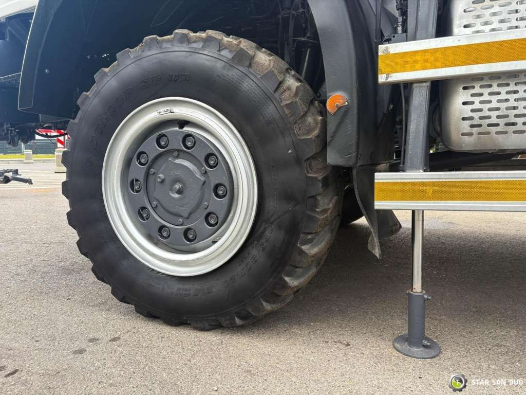 Camion grue Iveco   Eurocargo 4x4 HMF 202 Euro 6 mileage: 76,000 k: photos 17