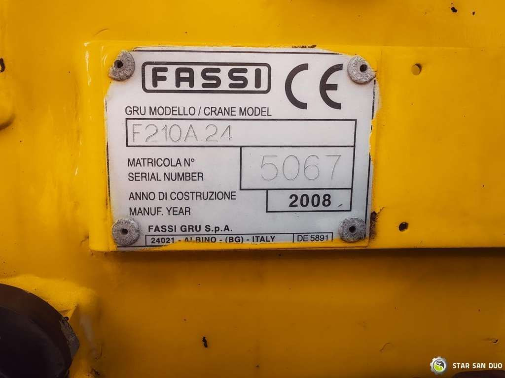 Camion grue MAN TGA 18.440 6x2 FASSI F 210 A.24 Crane Rotator: photos 23 Camion grue MAN TGA 18.440 6x2 FASSI F 210 A.24 Crane Rotator: photos 23