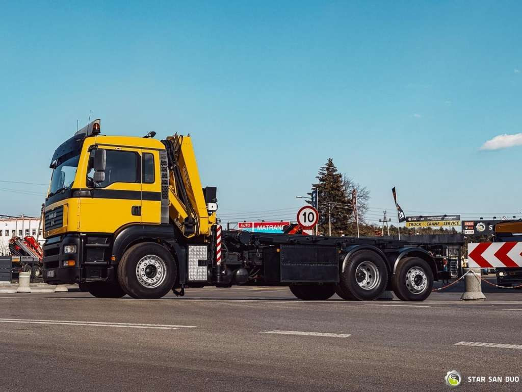 Camion grue MAN TGA 18.440 6x2 FASSI F 210 A.24 Crane Rotator: photos 13 Camion grue MAN TGA 18.440 6x2 FASSI F 210 A.24 Crane Rotator: photos 13