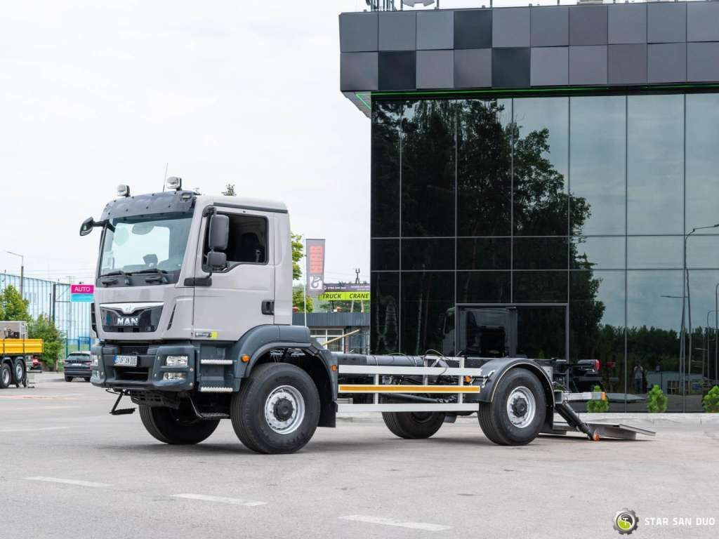 MAN TGM 18.290 4x4 Chassis Camper Single Wheels - Châssis cabine: photos 4 MAN TGM 18.290 4x4 Chassis Camper Single Wheels - Châssis cabine: photos 4