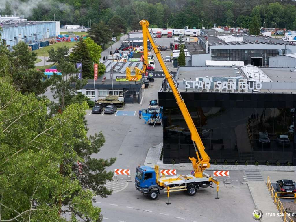 MAN TGM 18.330 4x4 MULTITEL J335 Truck Mounted Lift - Camion avec nacelle: photos 1 MAN TGM 18.330 4x4 MULTITEL J335 Truck Mounted Lift - Camion avec nacelle: photos 1