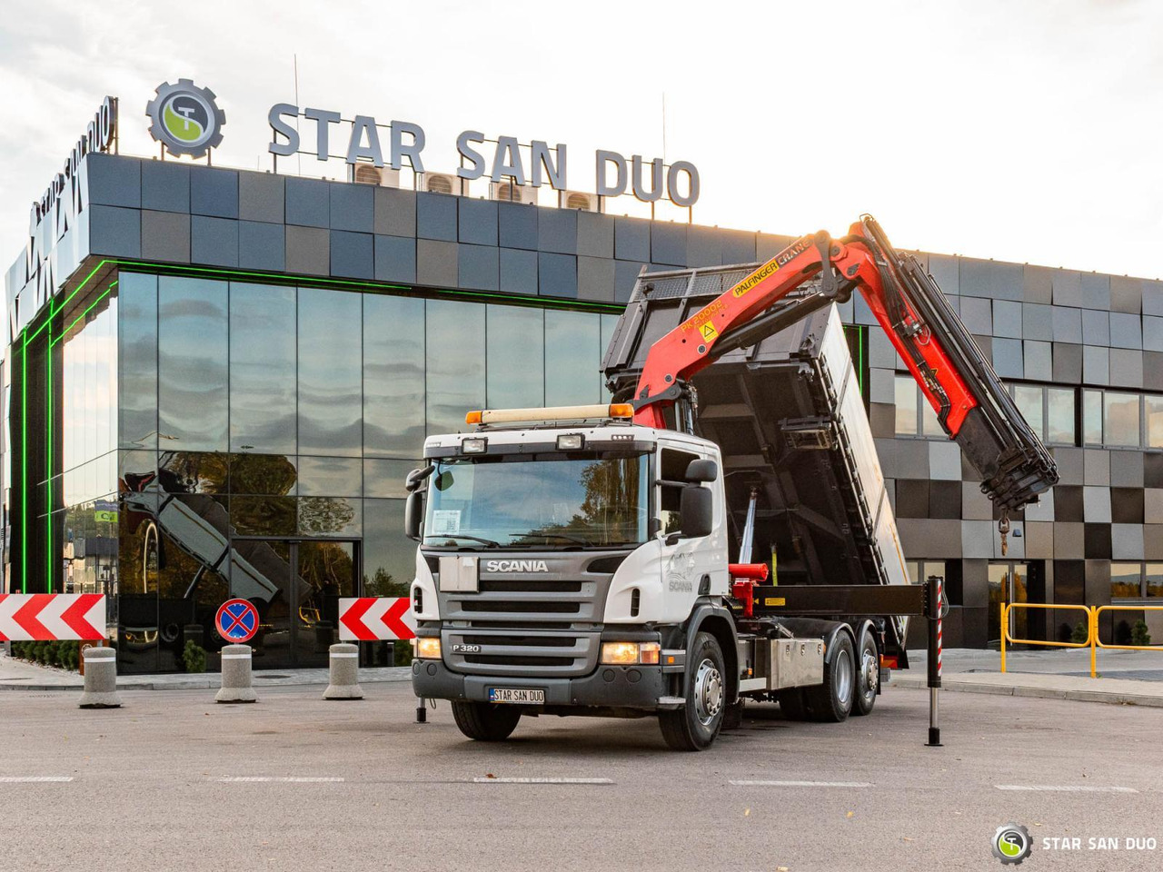 - Camion grue: photos 5 - Camion grue: photos 5