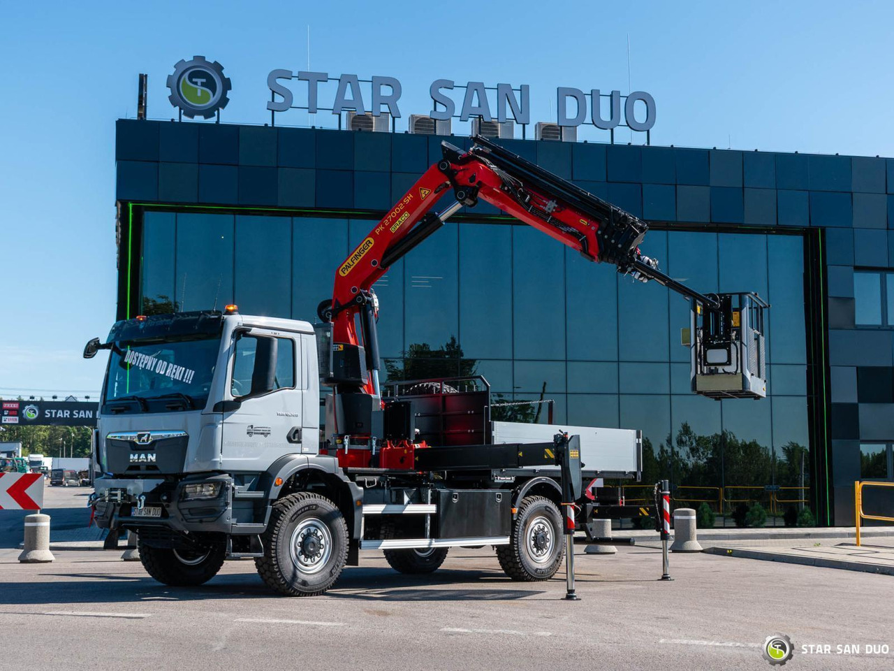 - Camion grue: photos 3 - Camion grue: photos 3