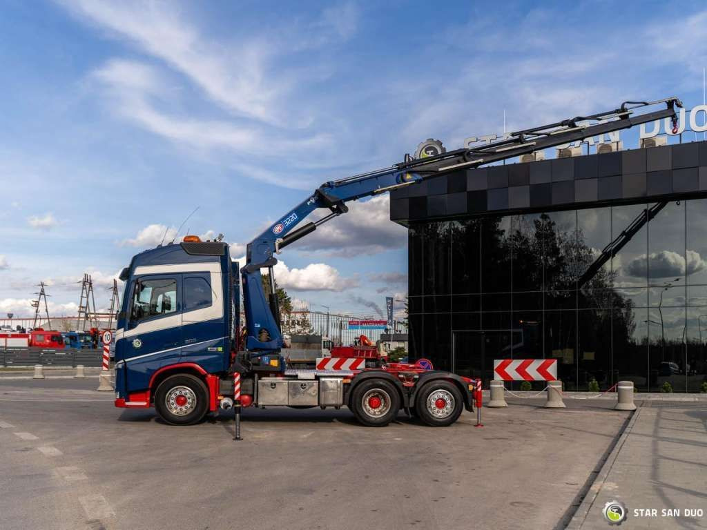 Volvo FH 500 6x2 HMF 3220-K5 HDS Crane Euro 6 - Camion grue: photos 2 Volvo FH 500 6x2 HMF 3220-K5 HDS Crane Euro 6 - Camion grue: photos 2