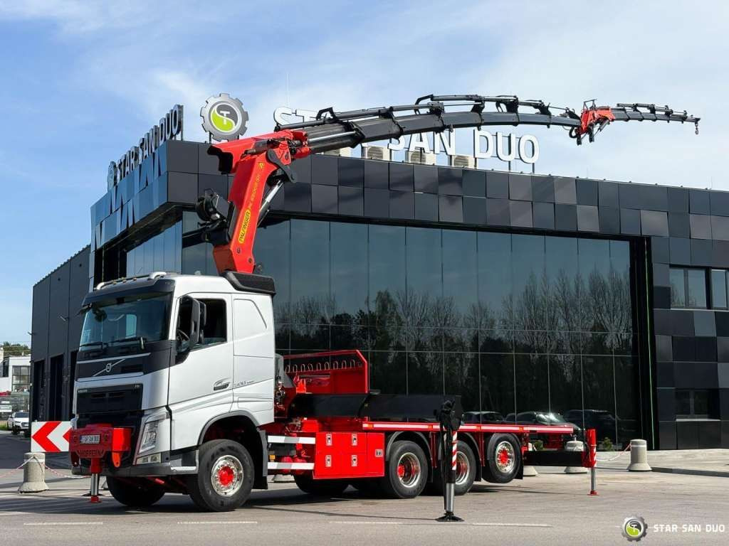 Volvo FH 500 8x4*4 PK65002 Fly JIB Crane 7456 h Winch - Camion grue: photos 1 Volvo FH 500 8x4*4 PK65002 Fly JIB Crane 7456 h Winch - Camion grue: photos 1
