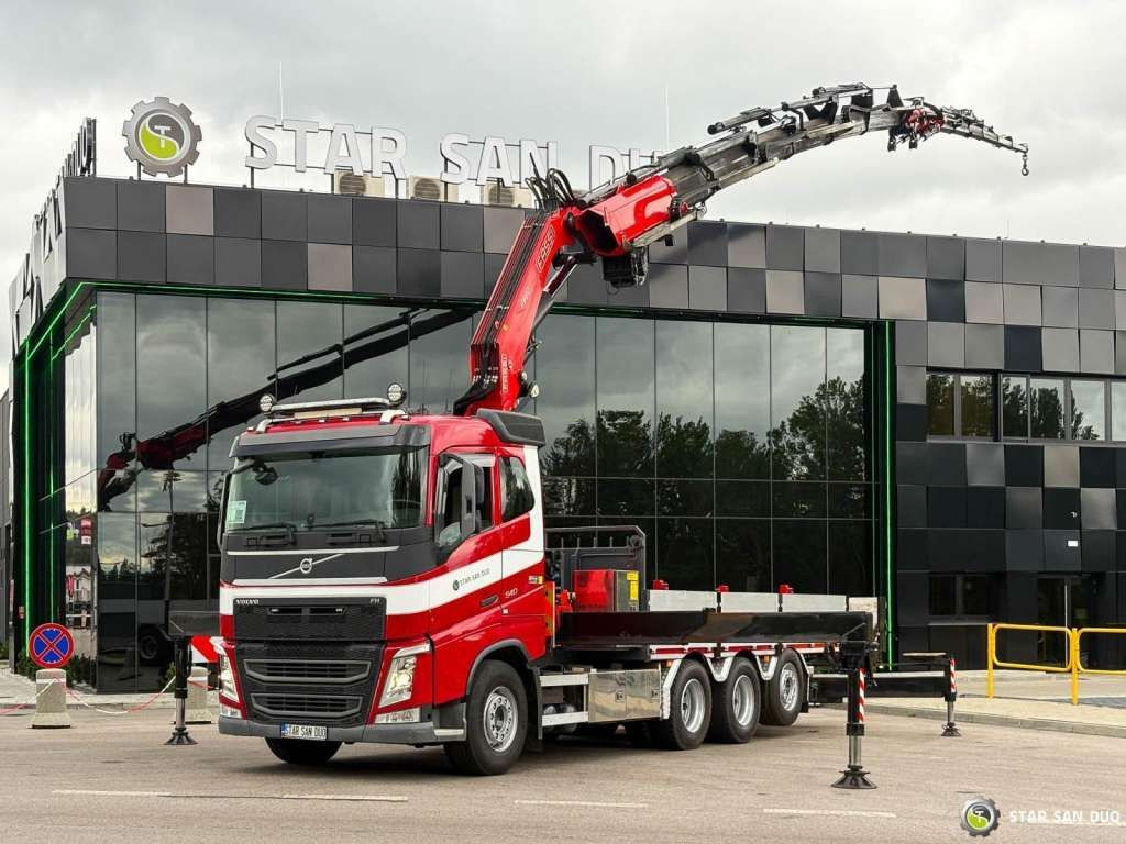 Volvo FH 540 8x4 FASSI F 660 HDS Fly Jib Winch - Camion grue: photos 1 Volvo FH 540 8x4 FASSI F 660 HDS Fly Jib Winch - Camion grue: photos 1