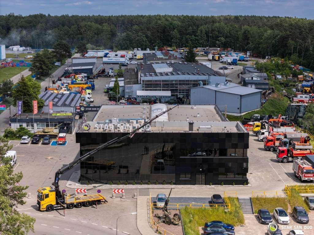 Volvo FH 540 8x4 HMF 6020 Fly Jib Winch - Camion grue: photos 2 Volvo FH 540 8x4 HMF 6020 Fly Jib Winch - Camion grue: photos 2