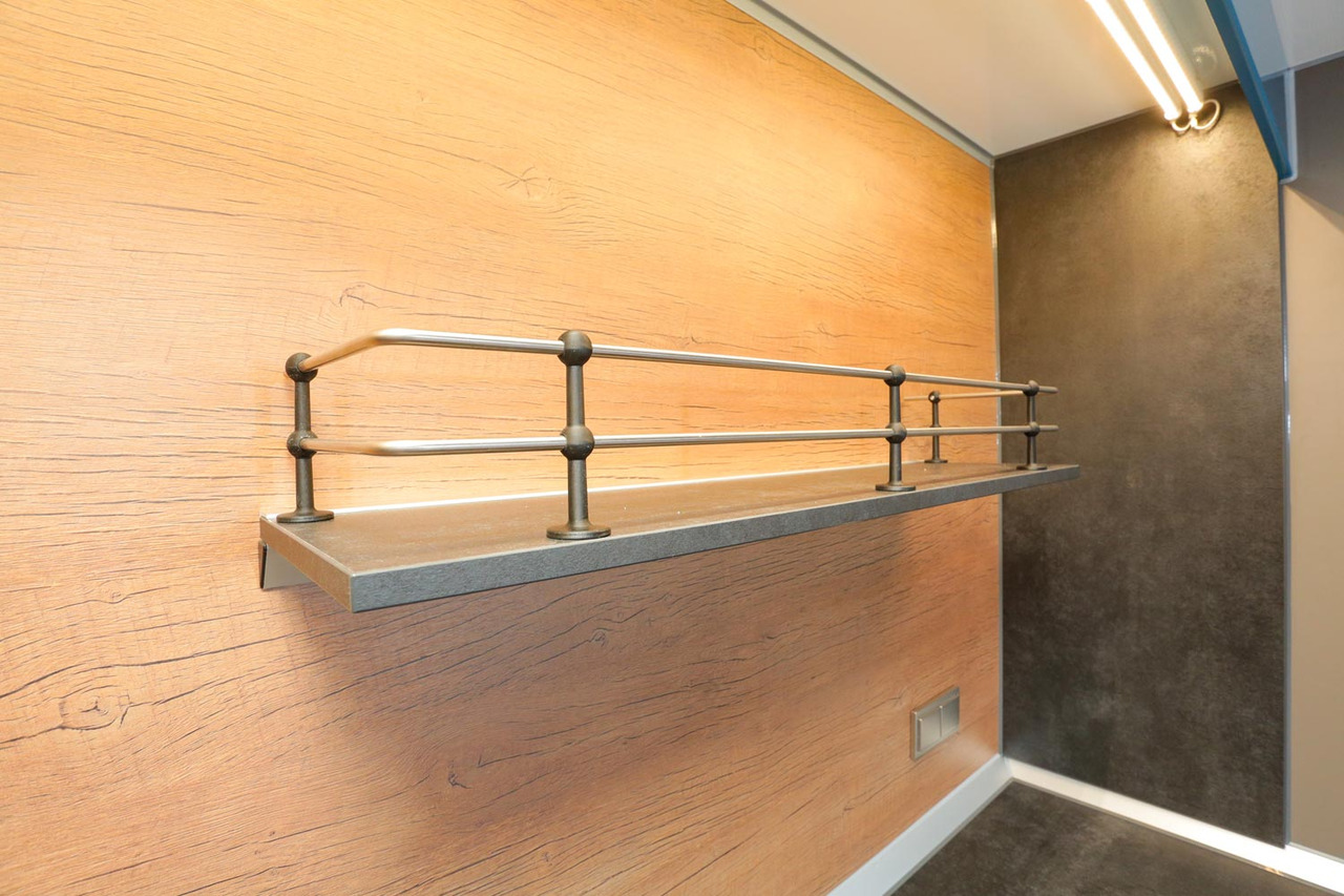 Mobil BORCO HÖHNS - Camion magasin: photos 2 Mobil BORCO HÖHNS - Camion magasin: photos 2