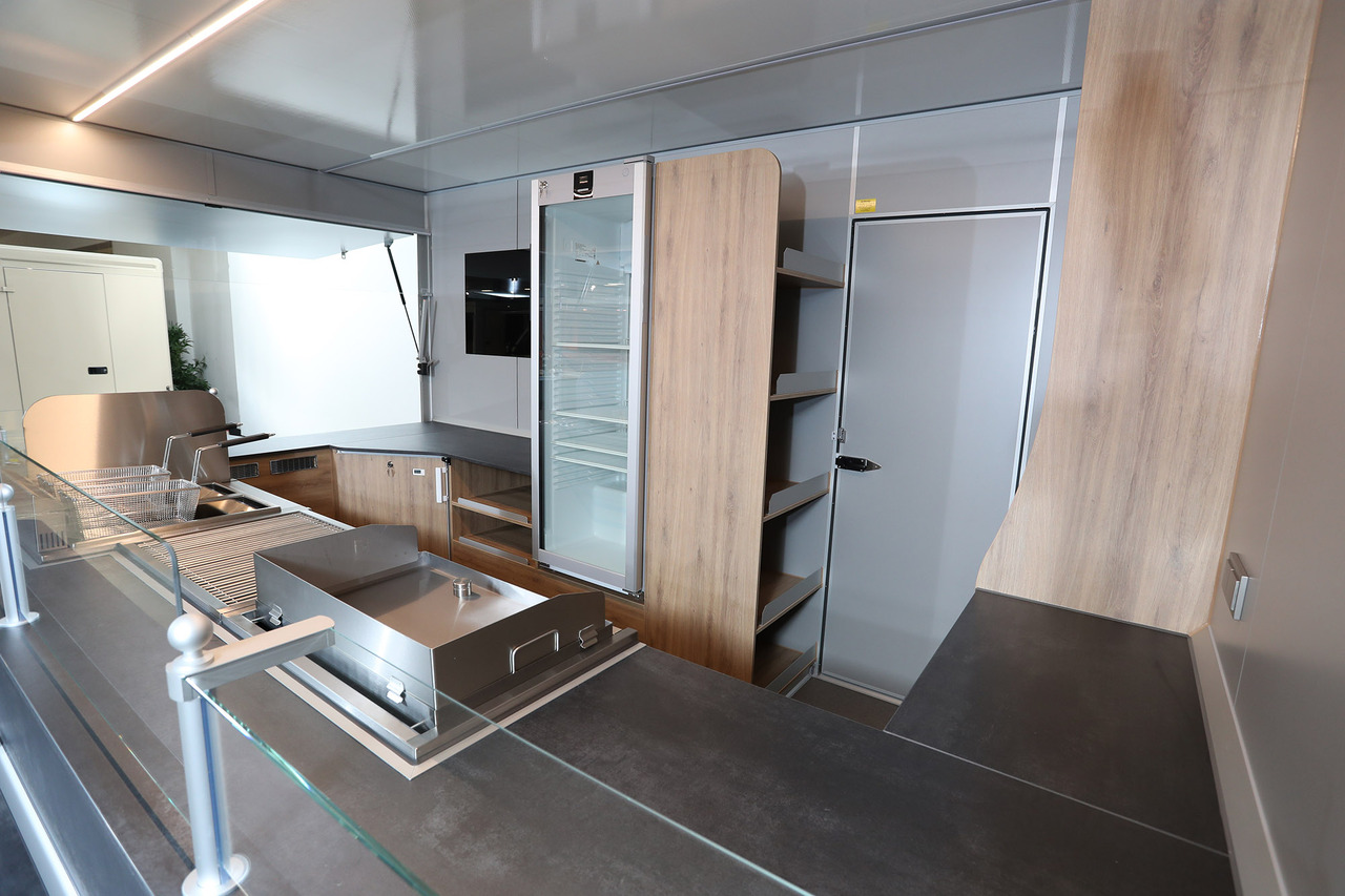 Mobil BORCO HÖHNS - Camion magasin: photos 3 Mobil BORCO HÖHNS - Camion magasin: photos 3