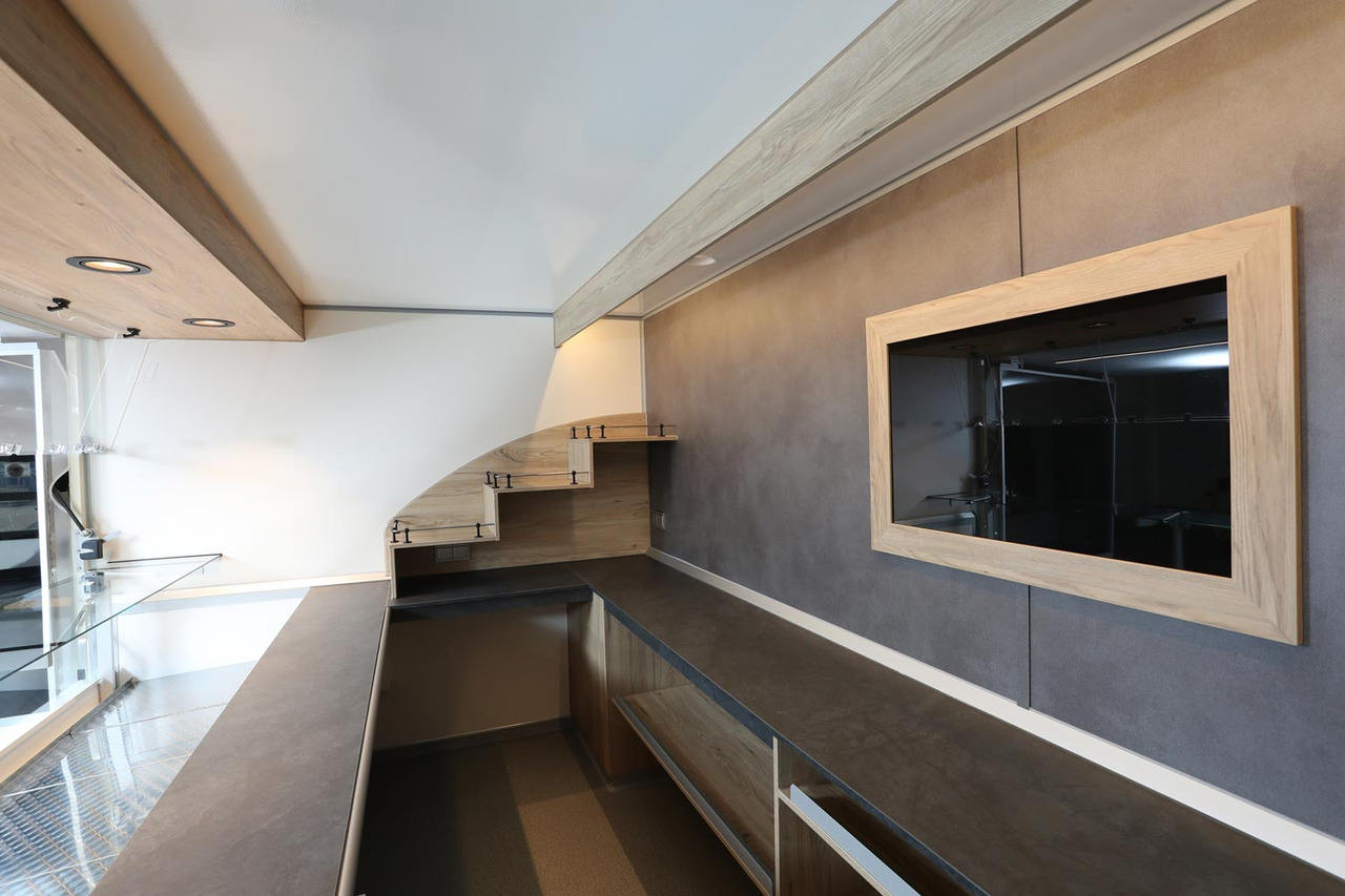 Verkaufsanhänger BORCO HÖHNS - Remorque magasin: photos 3 Verkaufsanhänger BORCO HÖHNS - Remorque magasin: photos 3