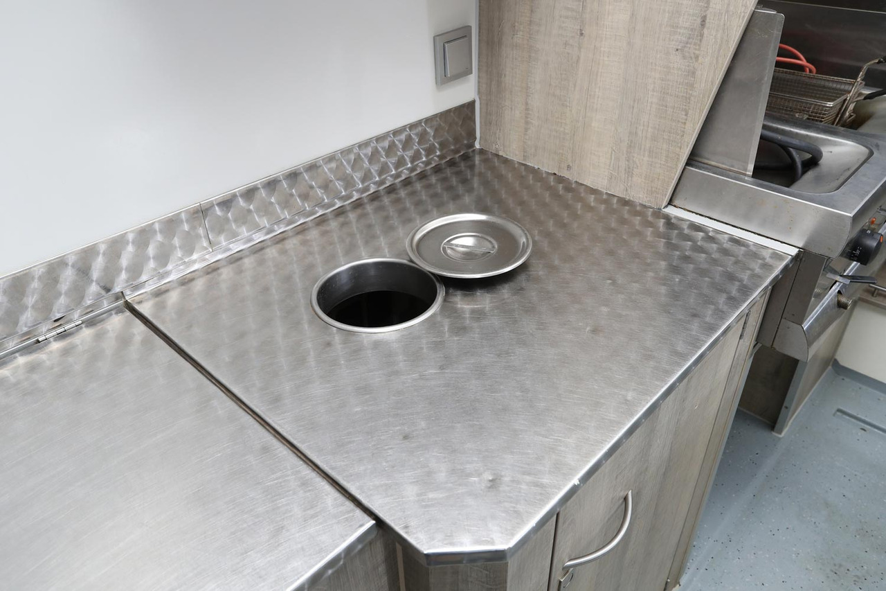 Wochenmarktmobil Seico - Camion magasin: photos 2 Wochenmarktmobil Seico - Camion magasin: photos 2